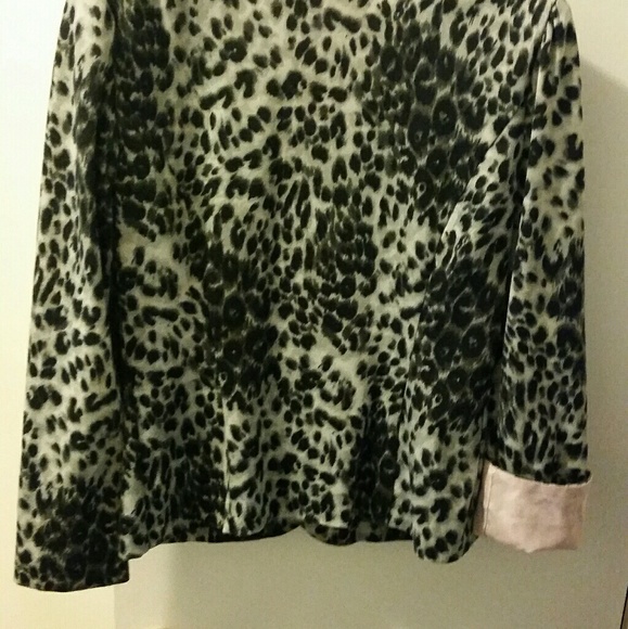 Jacket - Picture 2 of 4